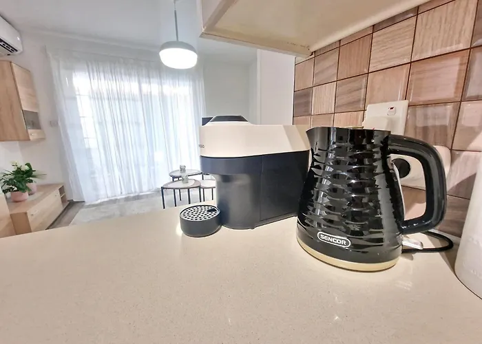 Apartman 1, Bed Kapparis, Triumph 1 - A